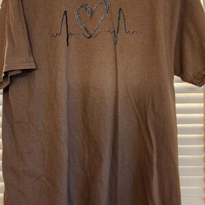 Brown Heartbeat Graphic Men's Shirt